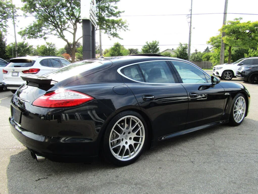 Porsche Panamera * АВТО КРЕДИТ* ЦЕНА ДО БГ * СЕРВИЗНА ИСТОРИЯ *  - изображение 8