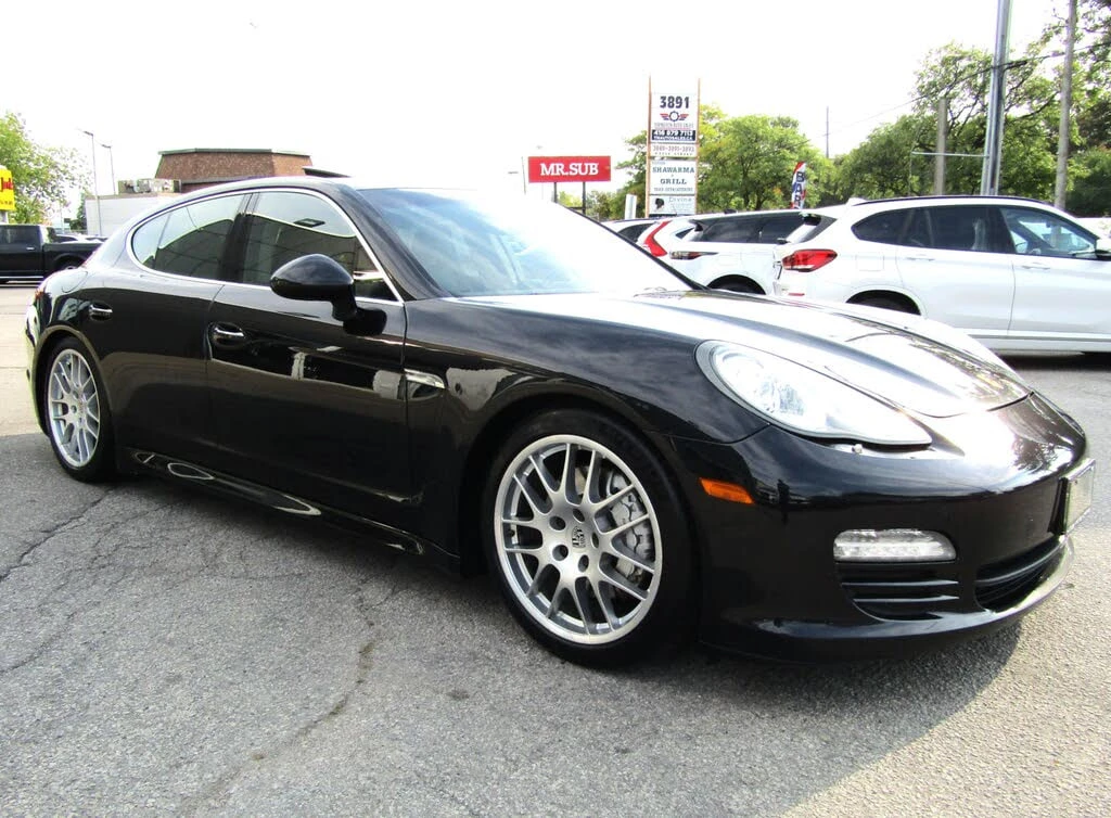 Porsche Panamera * АВТО КРЕДИТ* ЦЕНА ДО БГ * СЕРВИЗНА ИСТОРИЯ *  - изображение 3