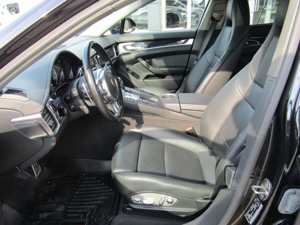 Porsche Panamera * АВТО КРЕДИТ* ЦЕНА ДО БГ * СЕРВИЗНА ИСТОРИЯ *  - изображение 10