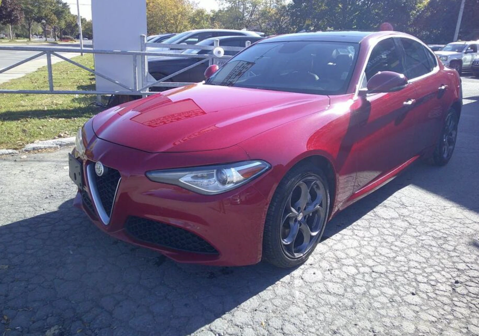 Alfa Romeo Giulia 2.0T / Q4 /Pano - изображение 6
