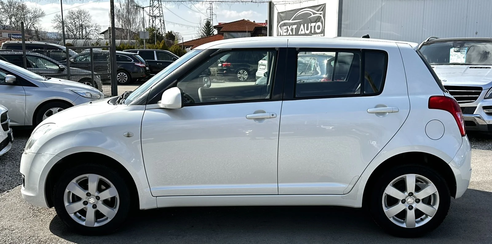 Suzuki Swift 1.3i 91HP 4X4 178 000KM - изображение 8
