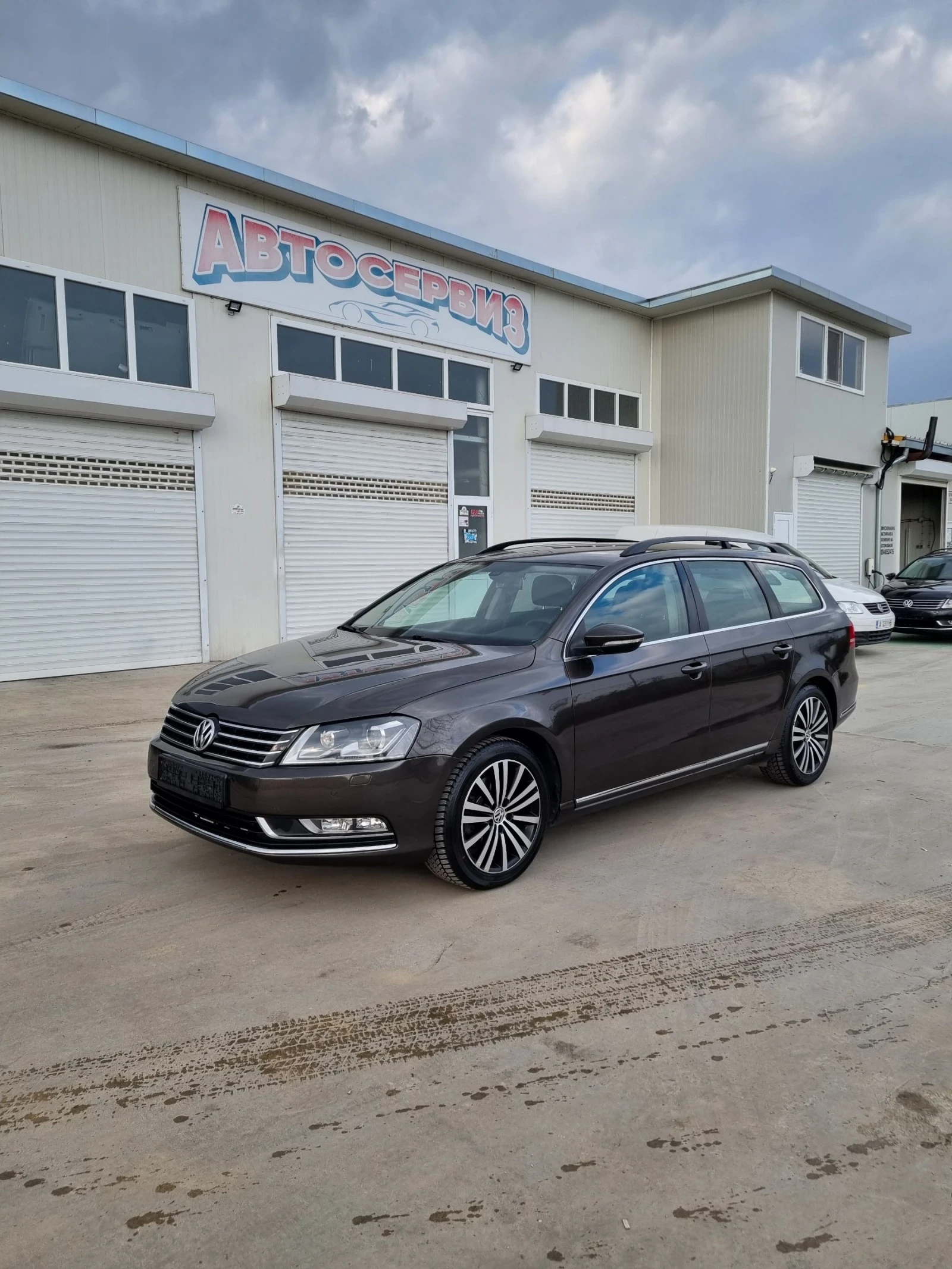 VW Passat 2.0tdi 140к.с DSG Автомат Highline