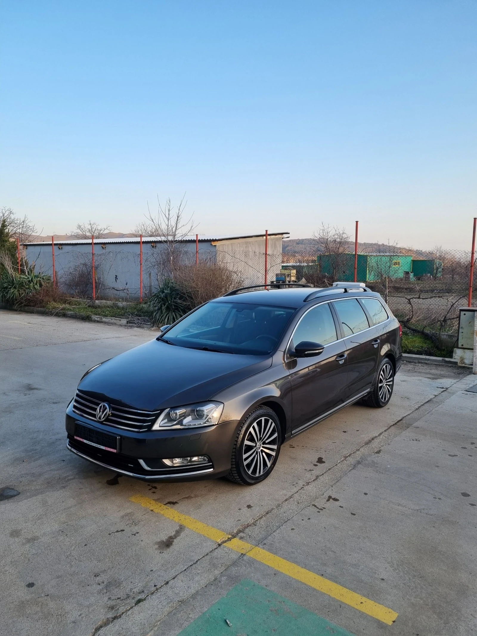 VW Passat 2.0tdi 140к.с DSG Автомат Highline