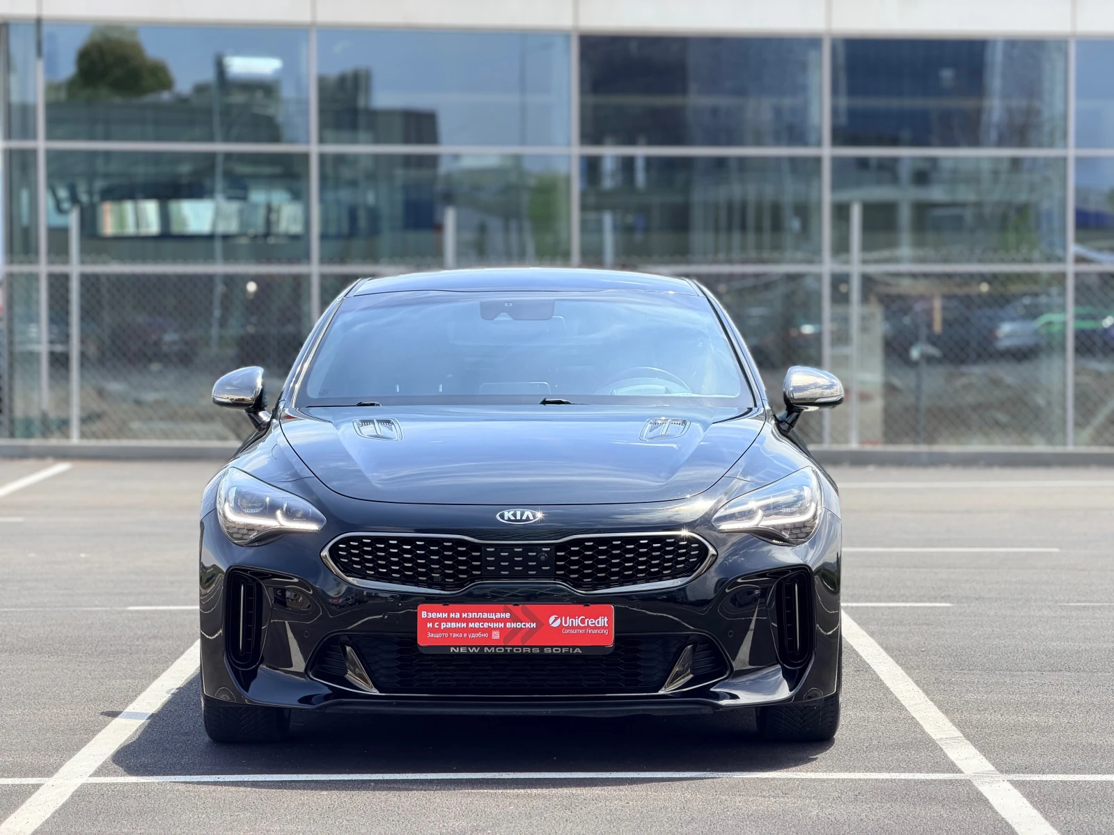 Kia Stinger 2.2CRDI-GT-Line-Лизинг през Уникредит , снимка 2 - Автомобили и джипове - 53977514