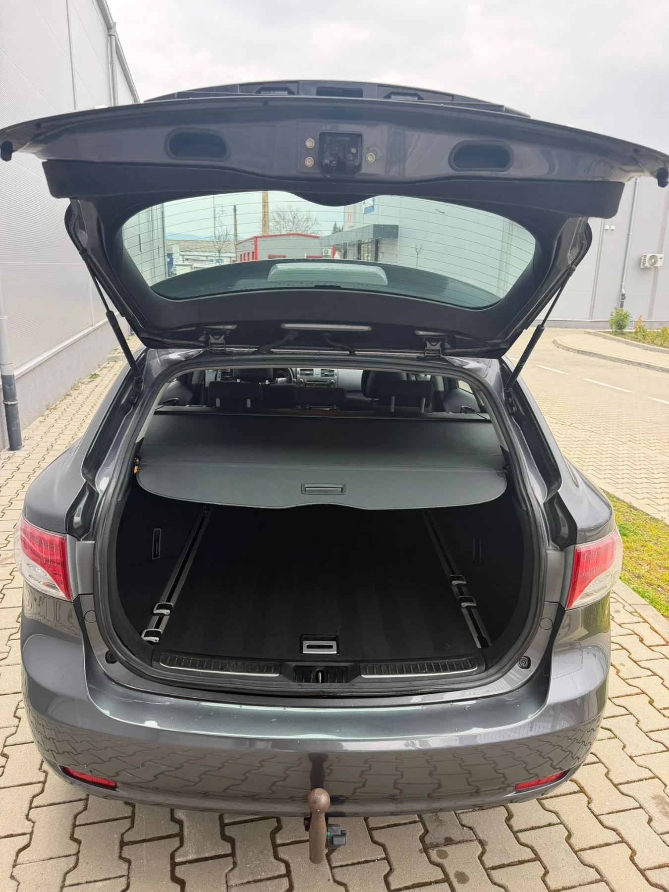 Toyota Avensis | Mobile.bg � ����������� 9