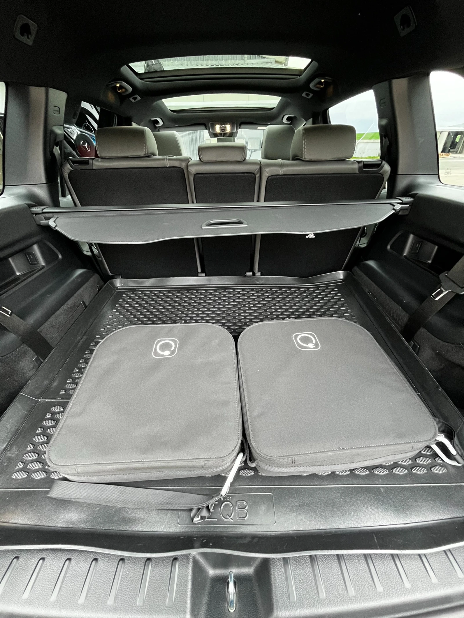 Mercedes-Benz EQB 350 4MATIC, снимка 11 - Автомобили и джипове - 54234806