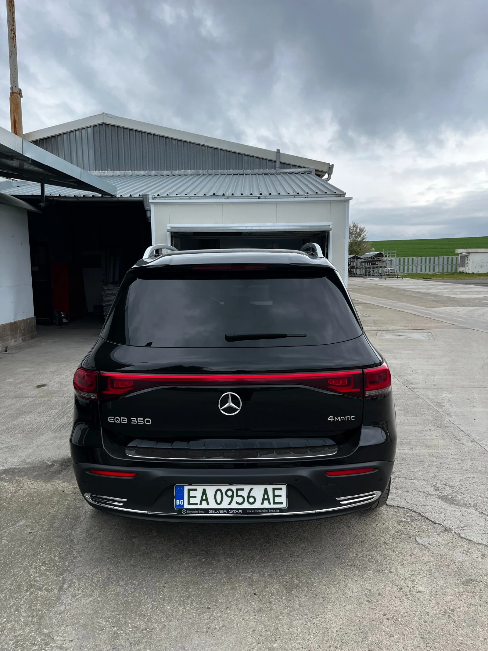 Mercedes-Benz EQB 350 4MATIC, снимка 3 - Автомобили и джипове - 54234806