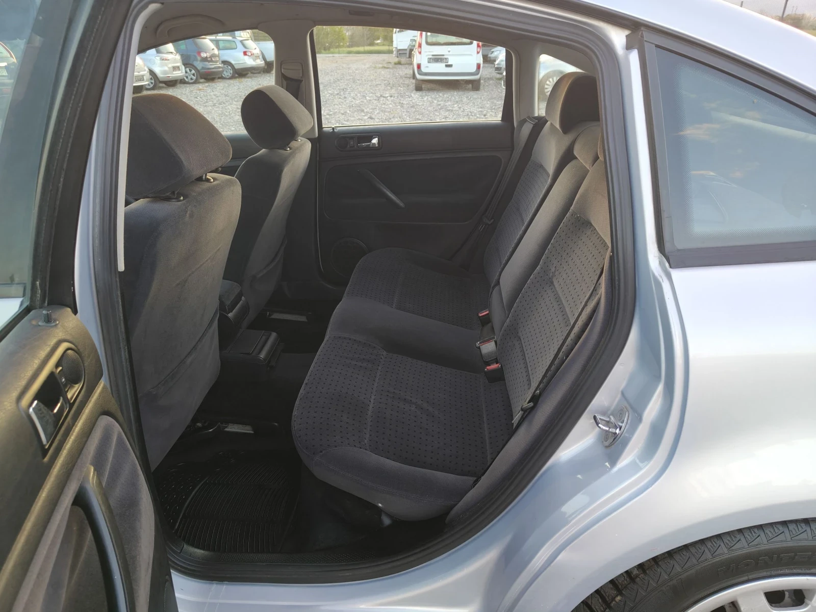 VW Passat 1.8i 125 Gaz benzine  | Mobile.bg � ����������� 14