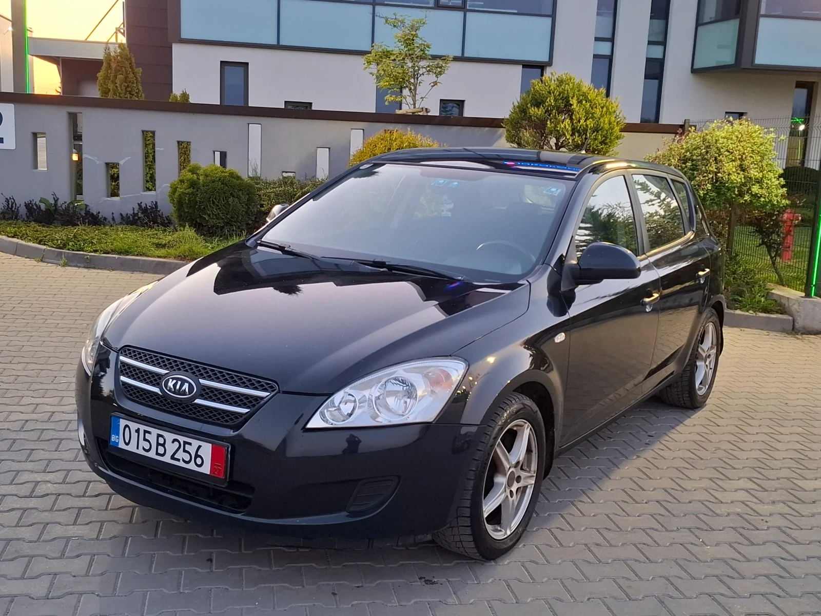 Kia Ceed 1.6CRDI* (90кс)* * НОВ ВНОС* * , снимка 2 - Автомобили и джипове - 54323438