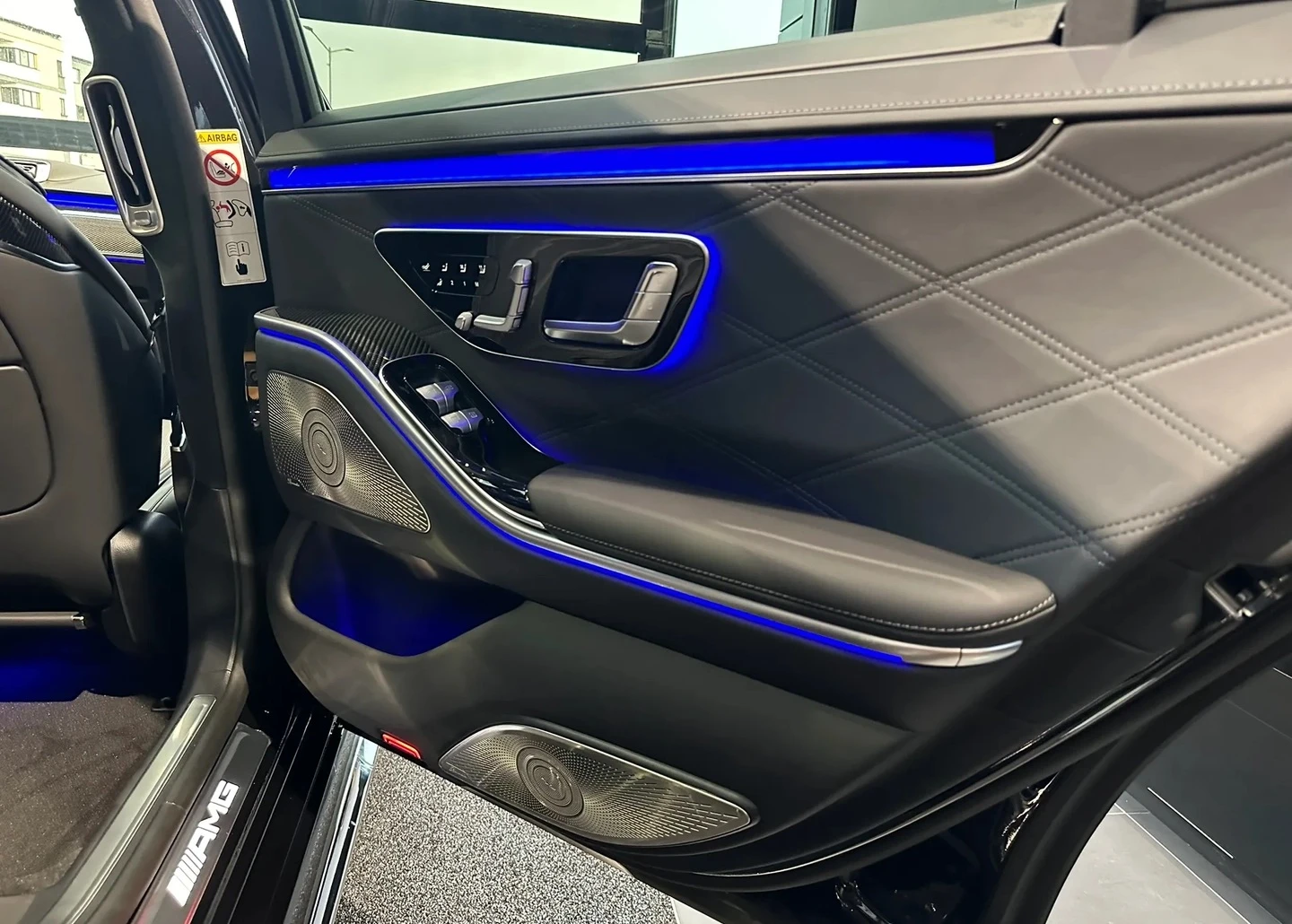 Mercedes-Benz S 63 AMG E PERFORMANCE , снимка 10 - Автомобили и джипове - 54330749