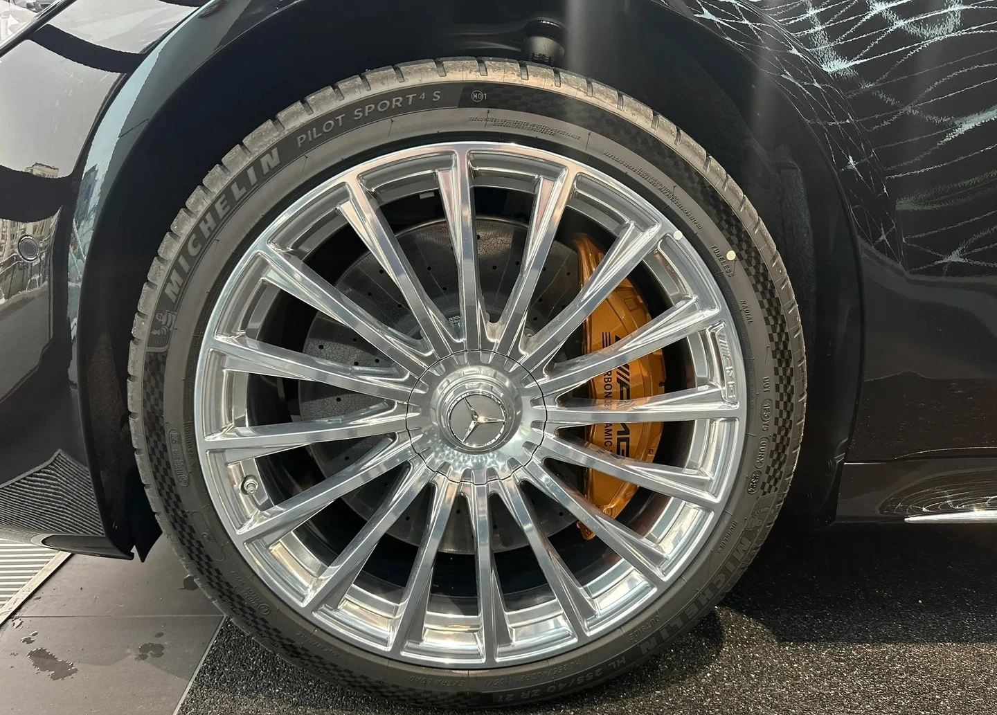 Mercedes-Benz S 63 AMG E PERFORMANCE , снимка 4 - Автомобили и джипове - 54330749