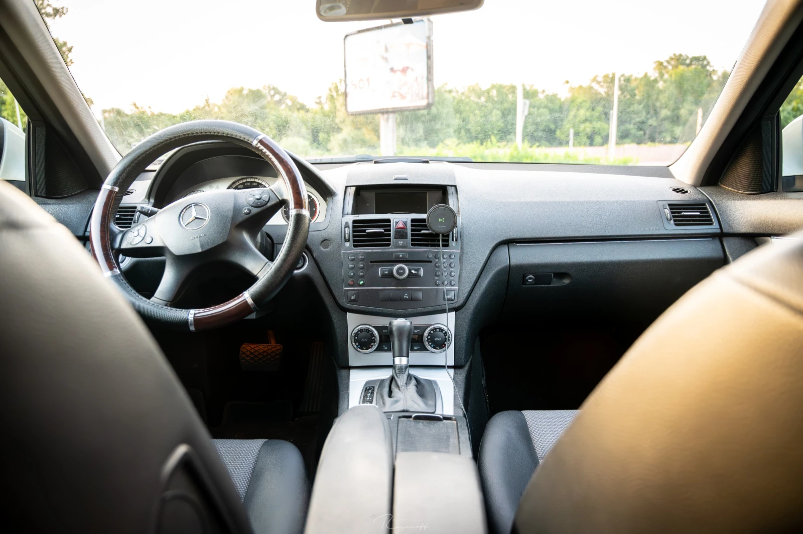 Mercedes-Benz C 320 CDI, снимка 10 - Автомобили и джипове - 54401710