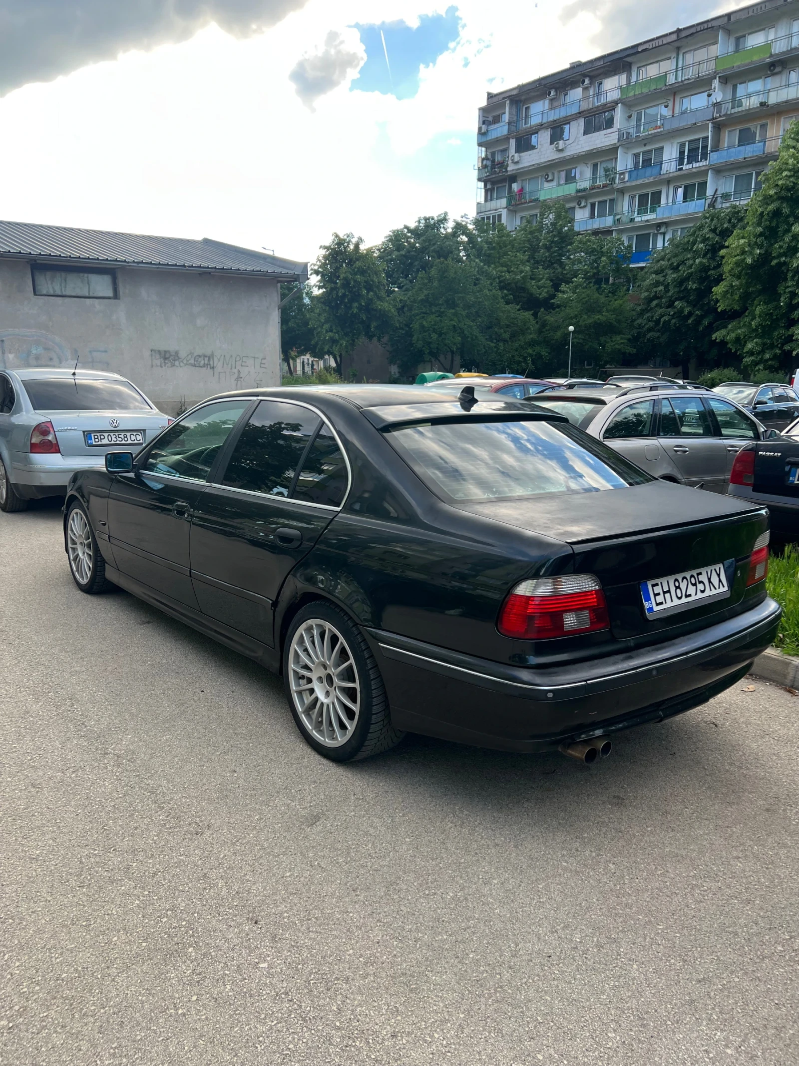 BMW 523 2.3 170 hp, снимка 5 - Автомобили и джипове - 54596910