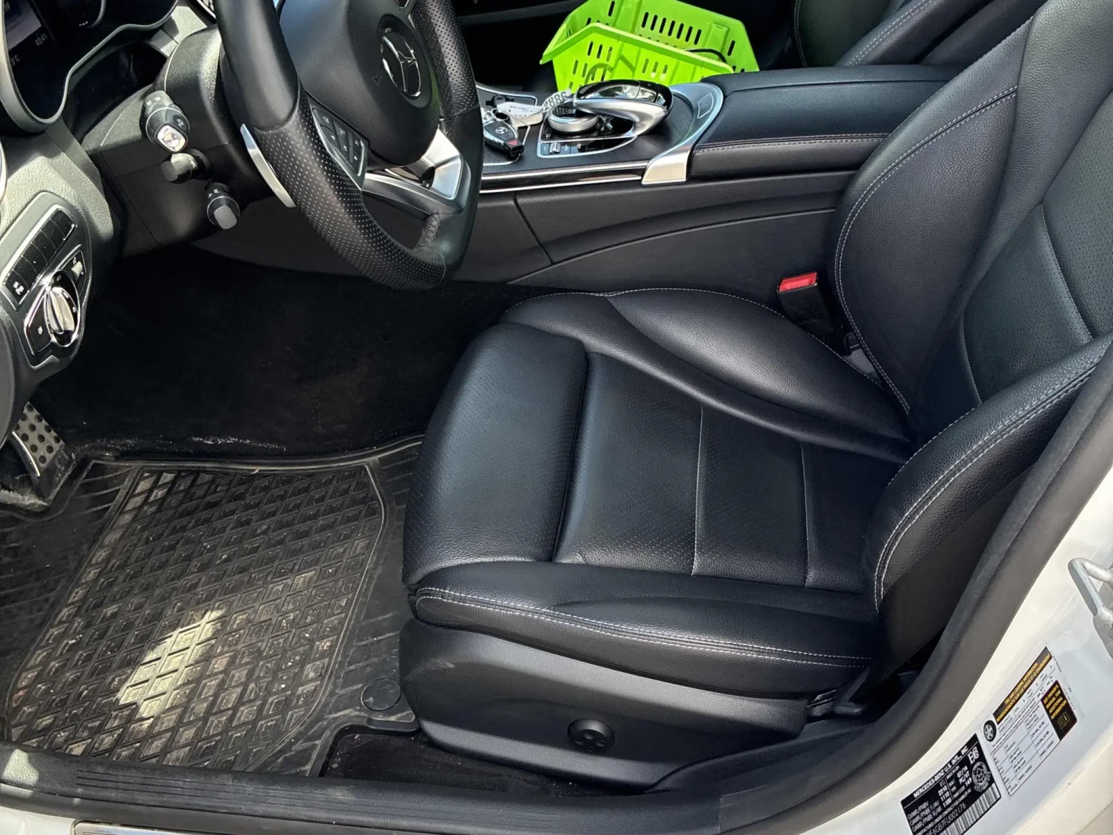 Mercedes-Benz C 400 AMG line, снимка 11 - Автомобили и джипове - 54904317
