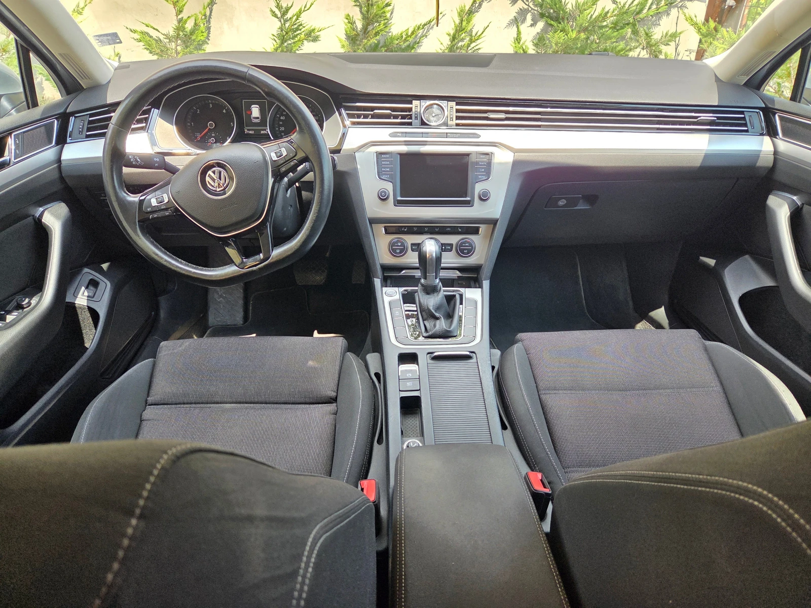 VW Passat, снимка 6 - Автомобили и джипове - 55184546