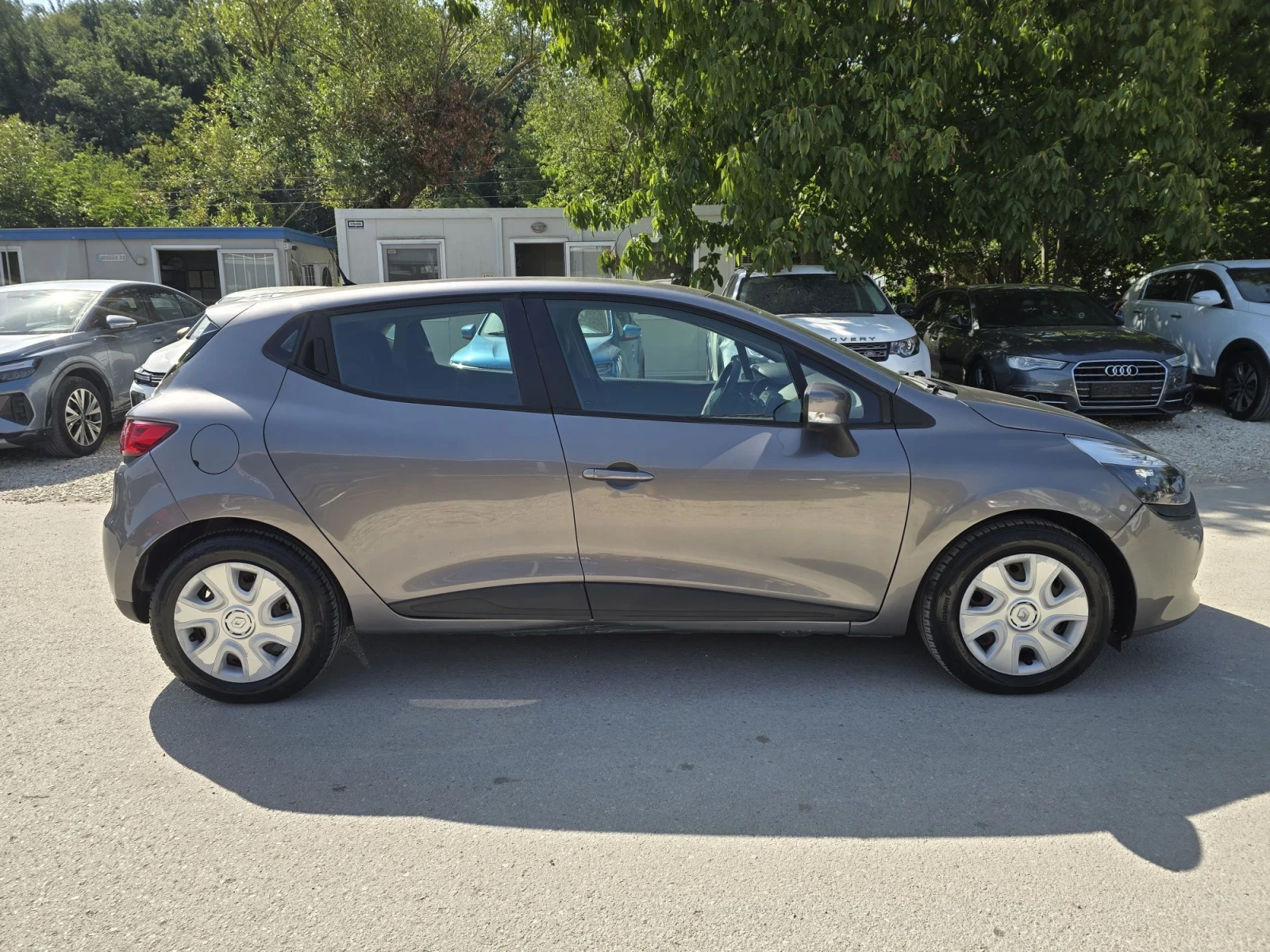 Renault Clio 1.2i Фабрична газ , снимка 8 - Автомобили и джипове - 55638001