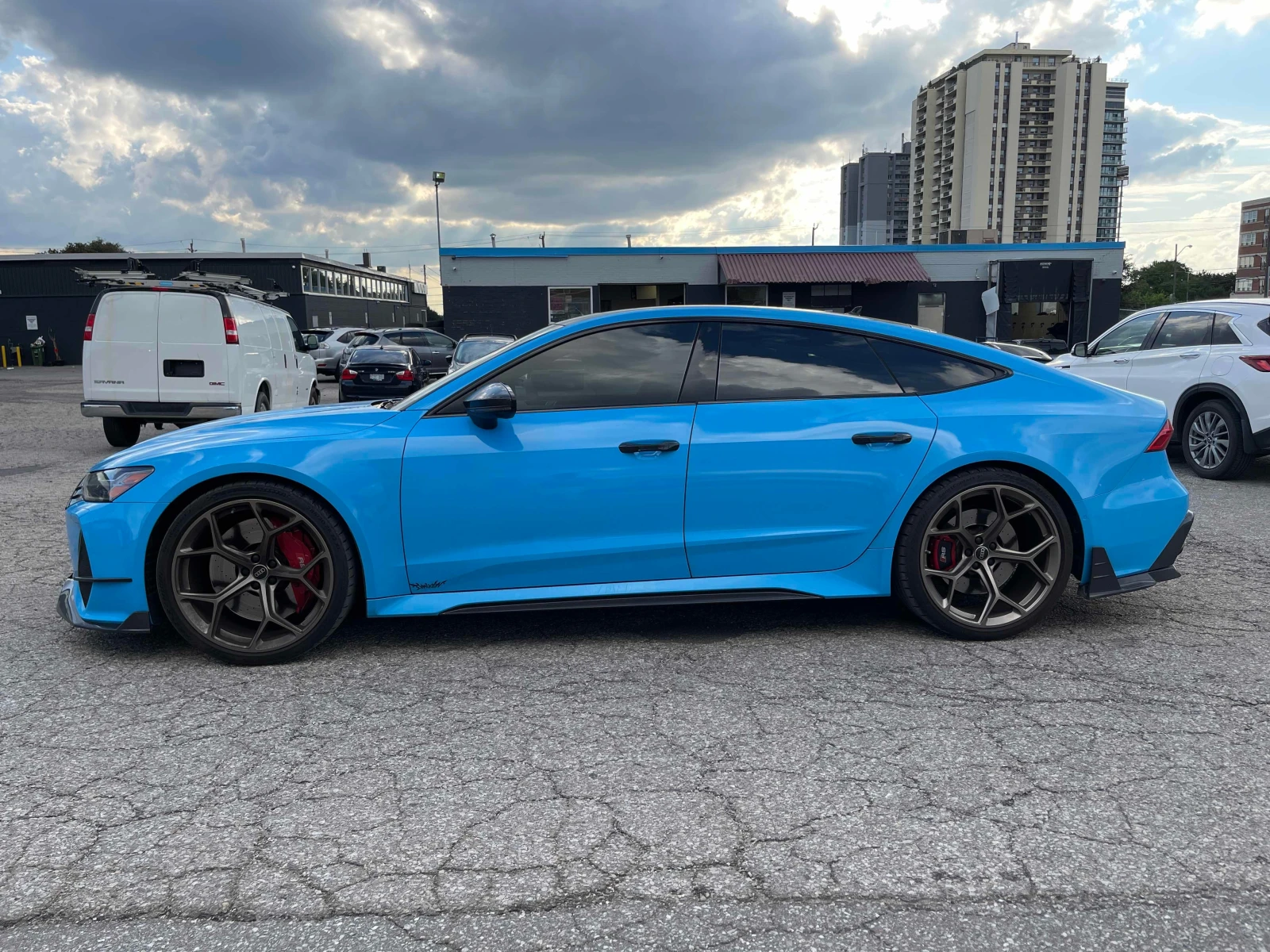 Audi Rs7 /360/DIS/MATRIX/B&O/CARFAX/АВТОКРЕДИТ, снимка 2 - Автомобили и джипове - 55812290