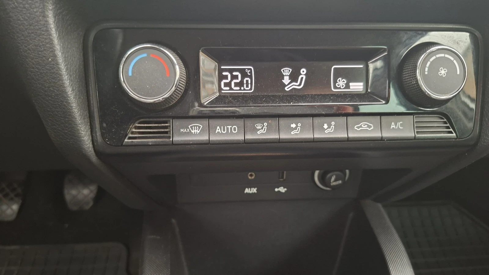Skoda Fabia 1.4TDI 98KC , снимка 13 - Автомобили и джипове - 56077478