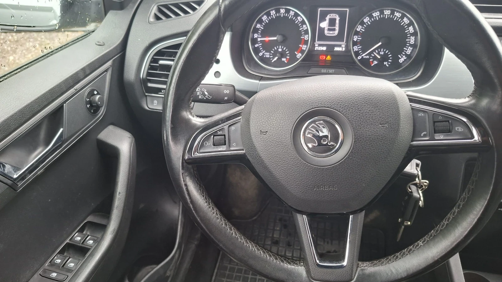 Skoda Fabia 1.4TDI 98KC , снимка 12 - Автомобили и джипове - 56077478