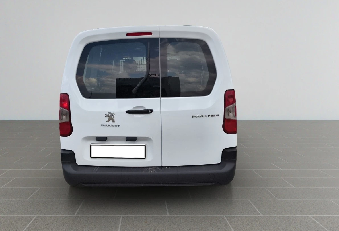 Peugeot Partner Long Extended Cab 1.5 BlueHDI, снимка 8 - Автомобили и джипове - 56166432