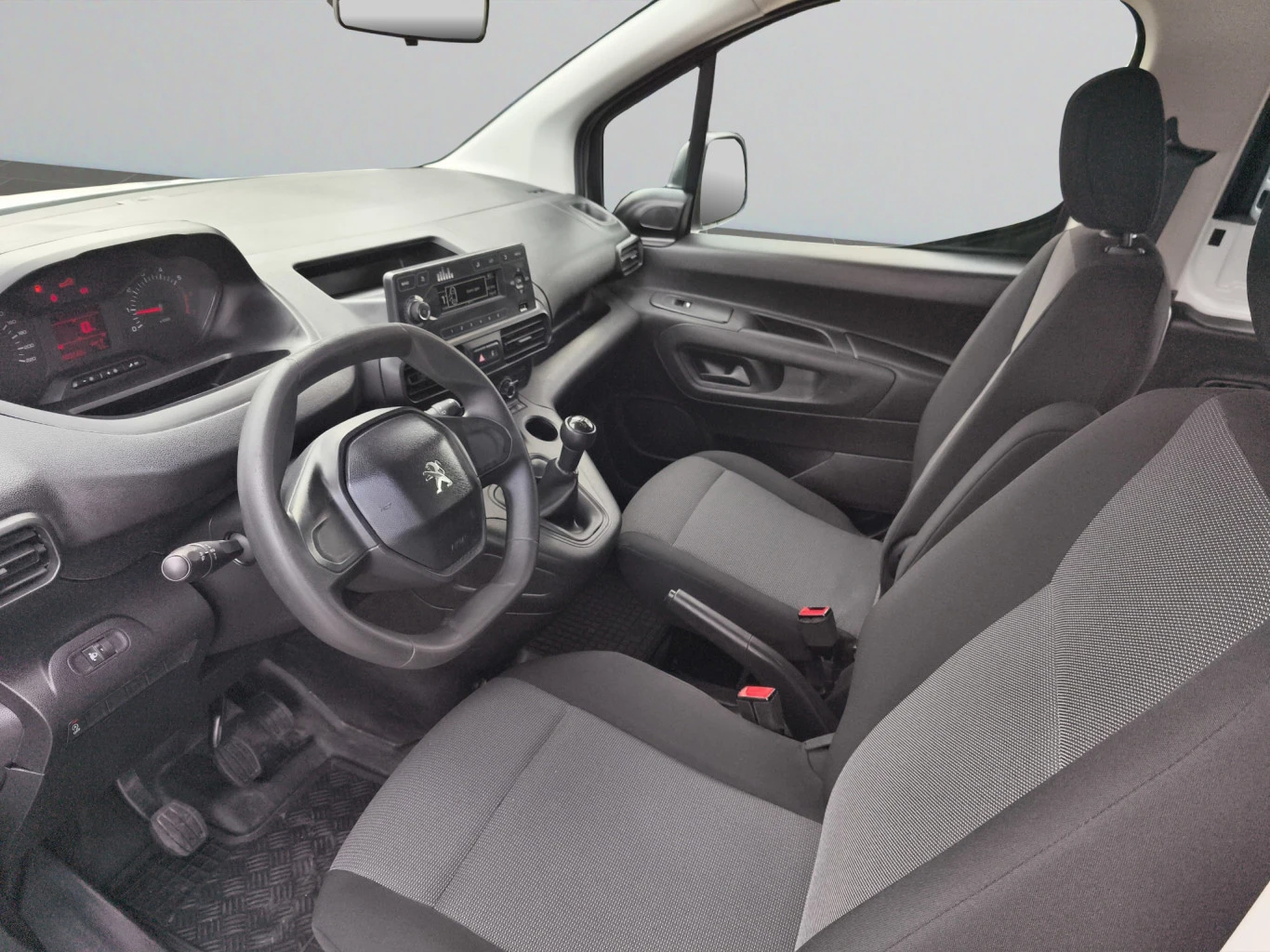 Peugeot Partner Long Extended Cab 1.5 BlueHDI, снимка 9 - Автомобили и джипове - 56166432