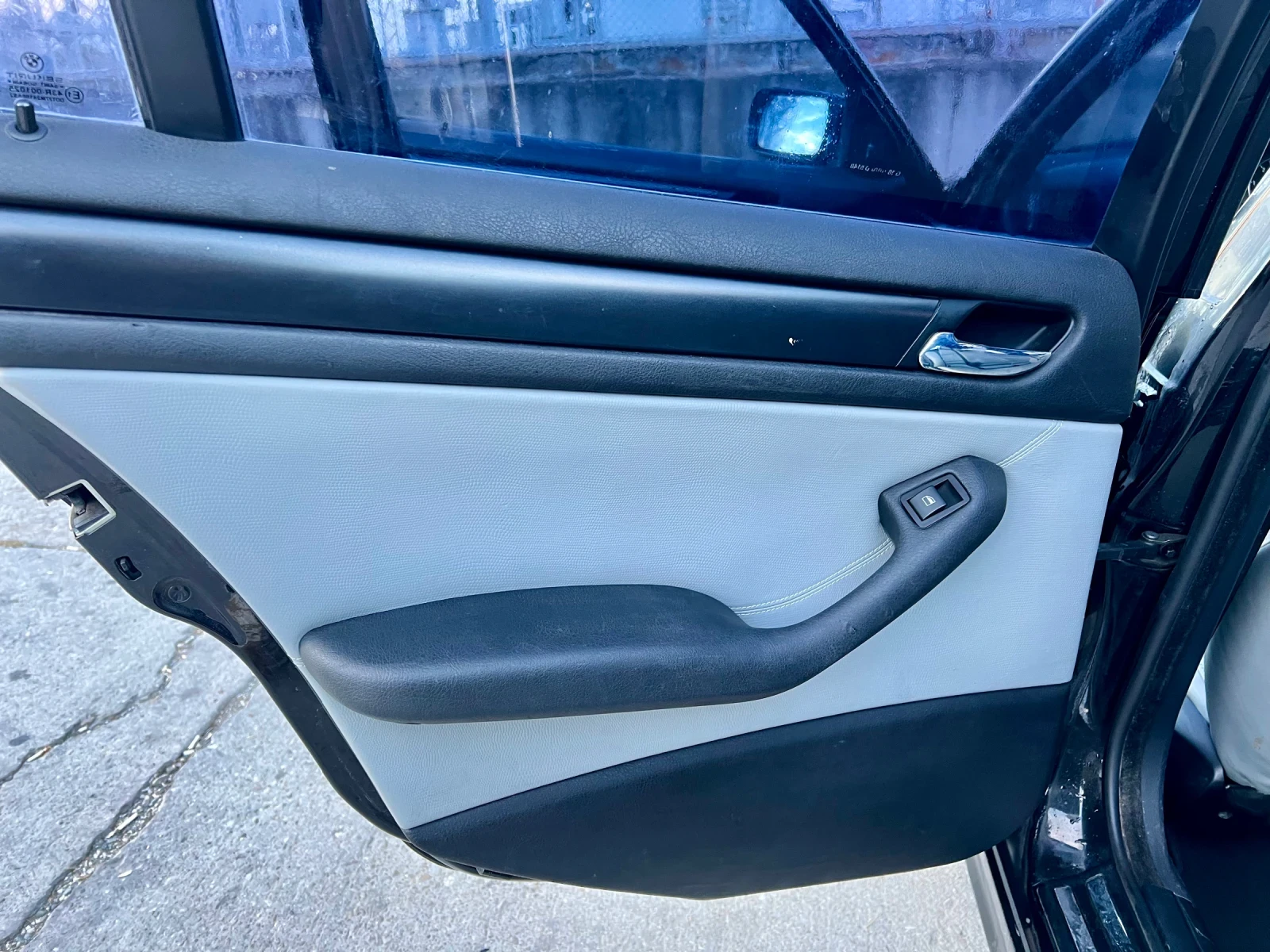 BMW 320, снимка 12 - Автомобили и джипове - 56546409