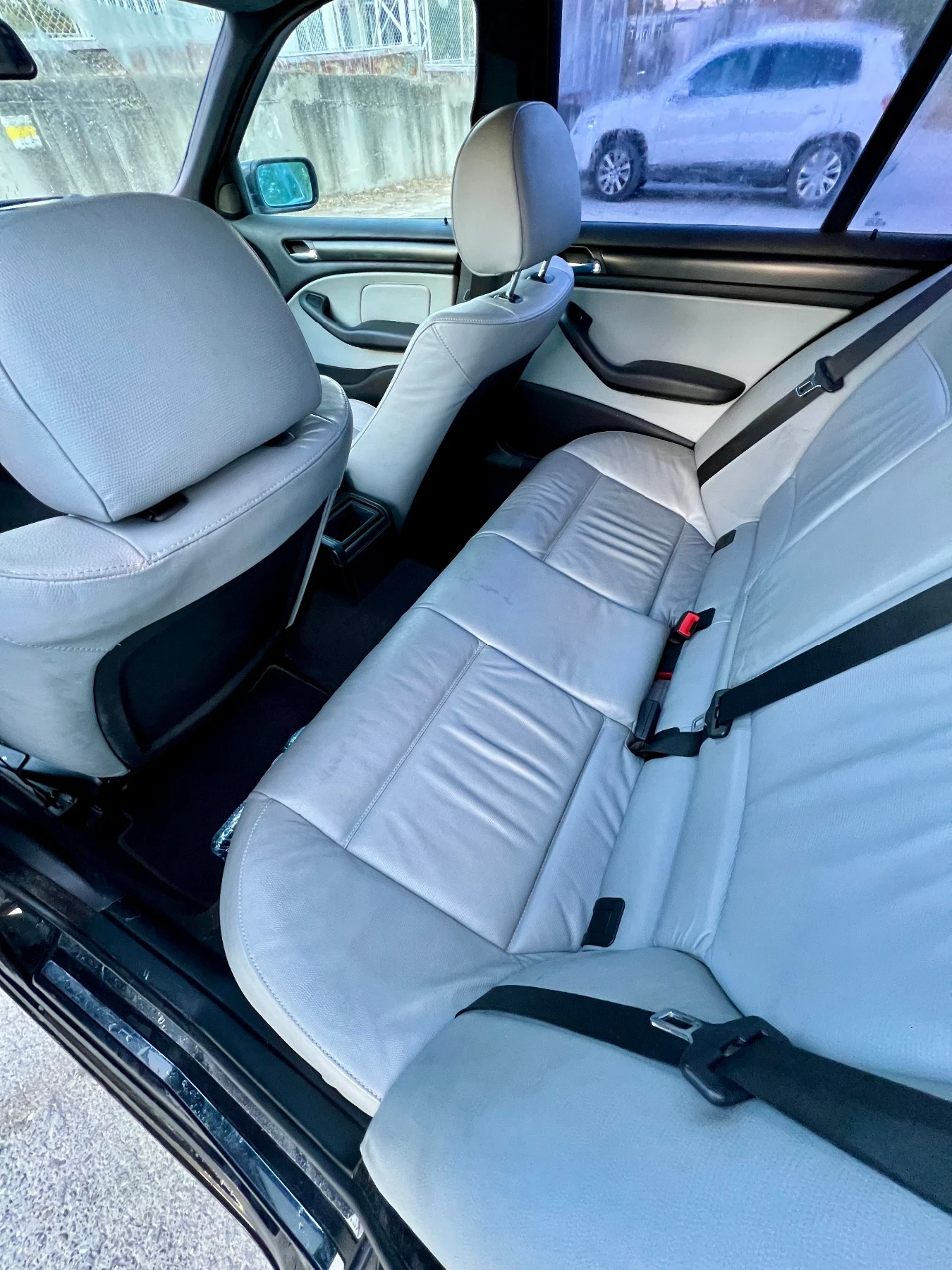 BMW 320, снимка 8 - Автомобили и джипове - 56546409