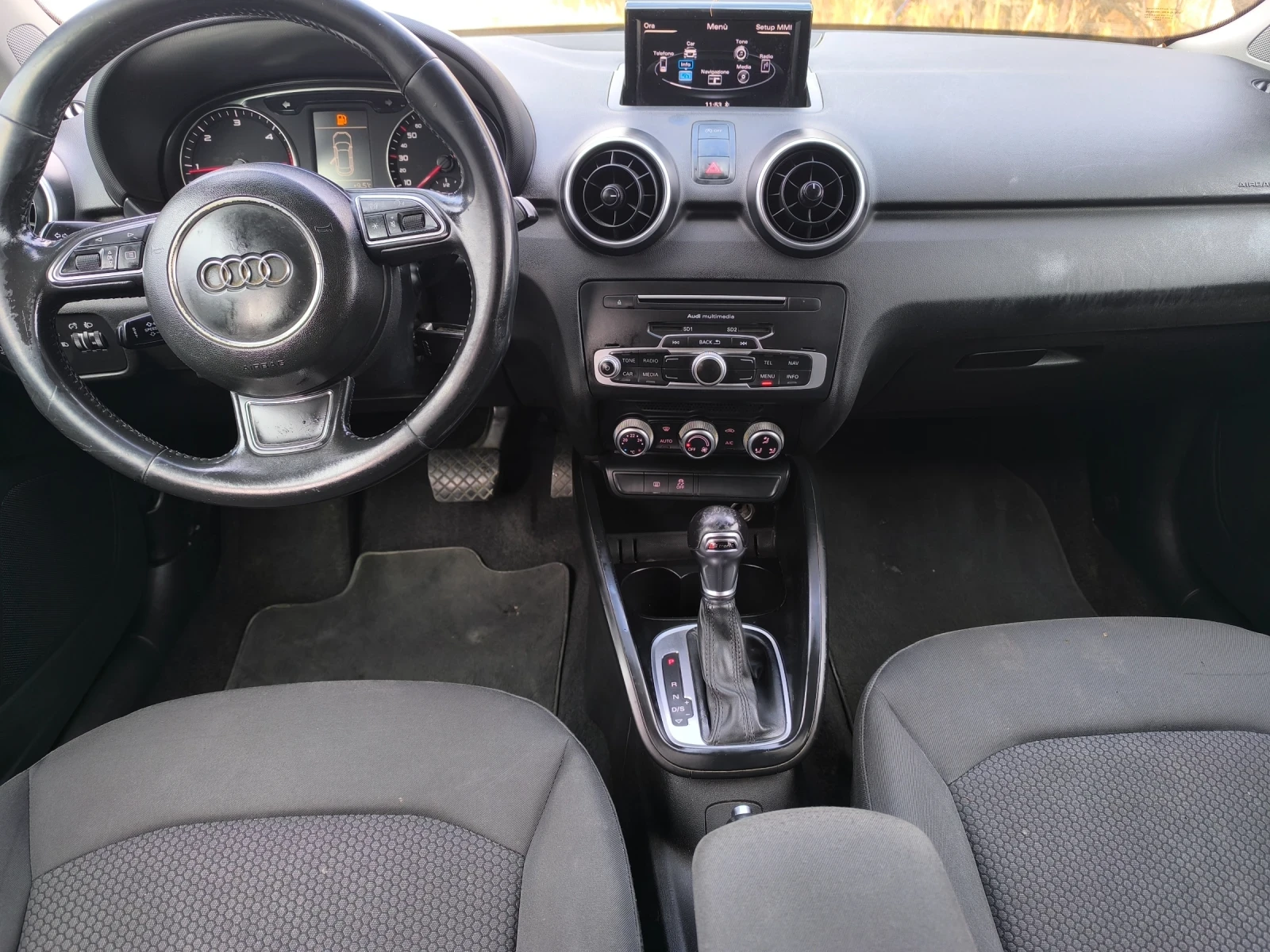 Audi A1 1.4 TDI Face Ultra, снимка 14 - Автомобили и джипове - 56705500