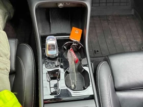 Volvo XC40 * Plus Bright Theme * CARFAX * ПРЕДСТАВИТЕЛСТВО * , снимка 12