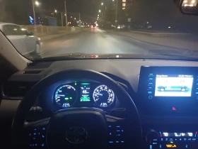 Toyota Rav4 Premium XLE 2.5 HYBRID, снимка 11