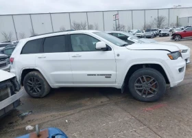 Jeep Grand cherokee 2017 JEEP GRAND CHEROKEE LIMITED 75TH ANNIVERSARY - 24900 лв. - 87769977 | Car24.bg