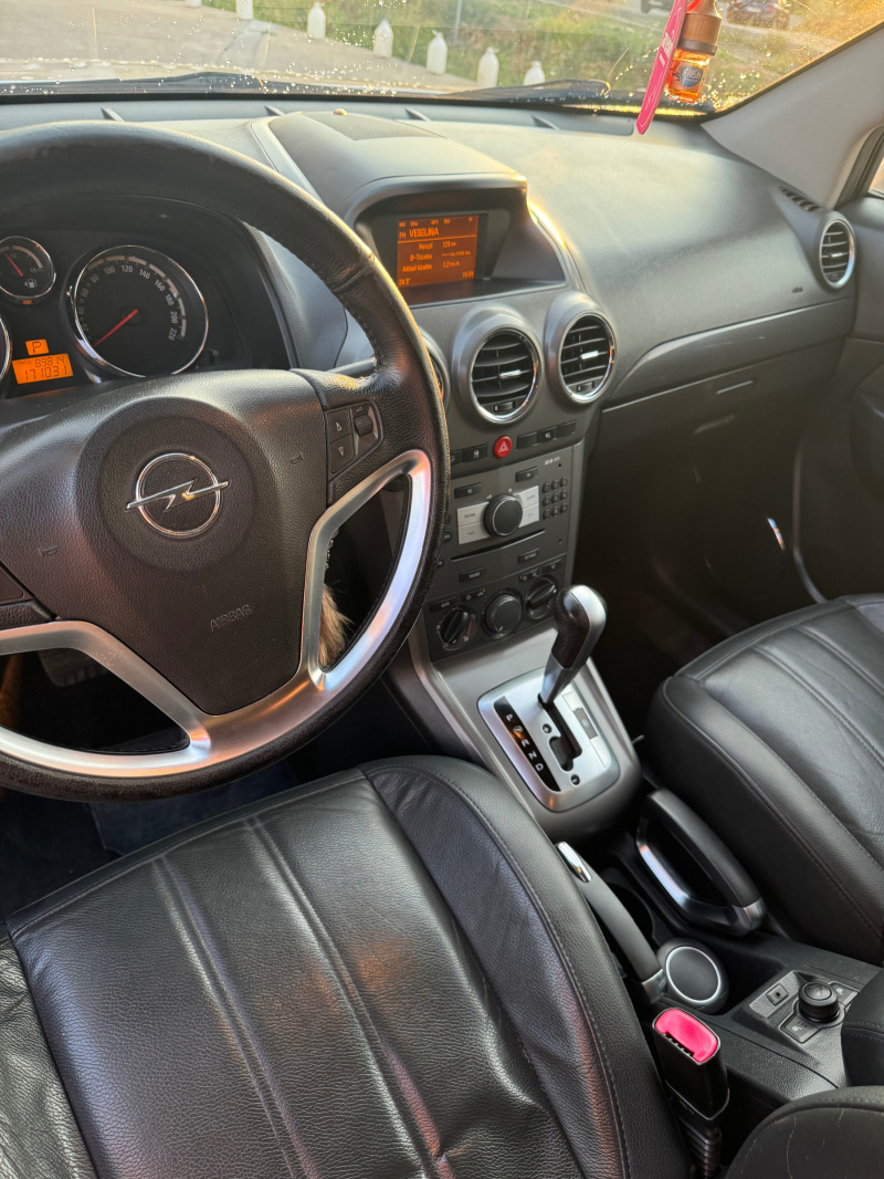 Opel Antara 2.0, снимка 8 - Автомобили и джипове - 46279689