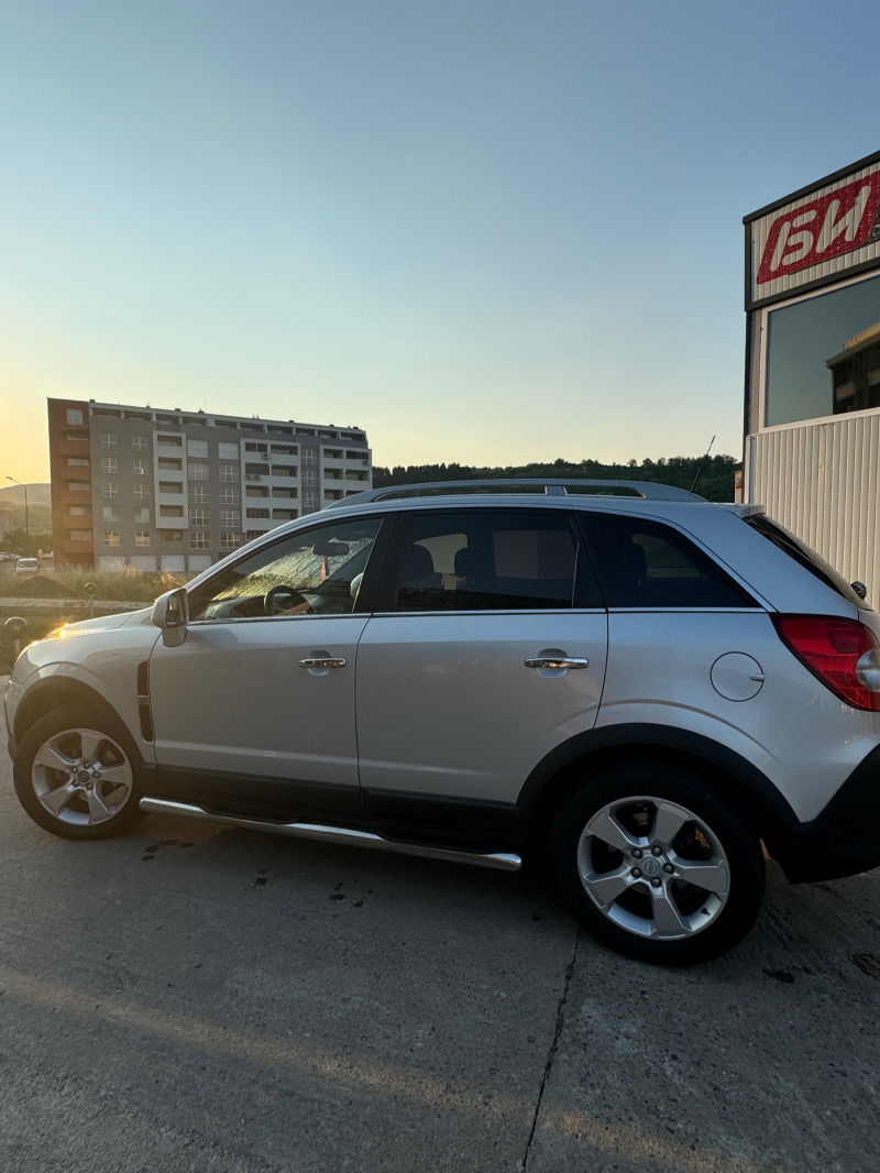 Opel Antara 2.0, снимка 3 - Автомобили и джипове - 46279689