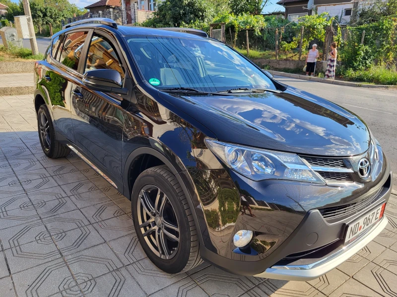 Toyota Rav4, снимка 9 - Автомобили и джипове - 46971960