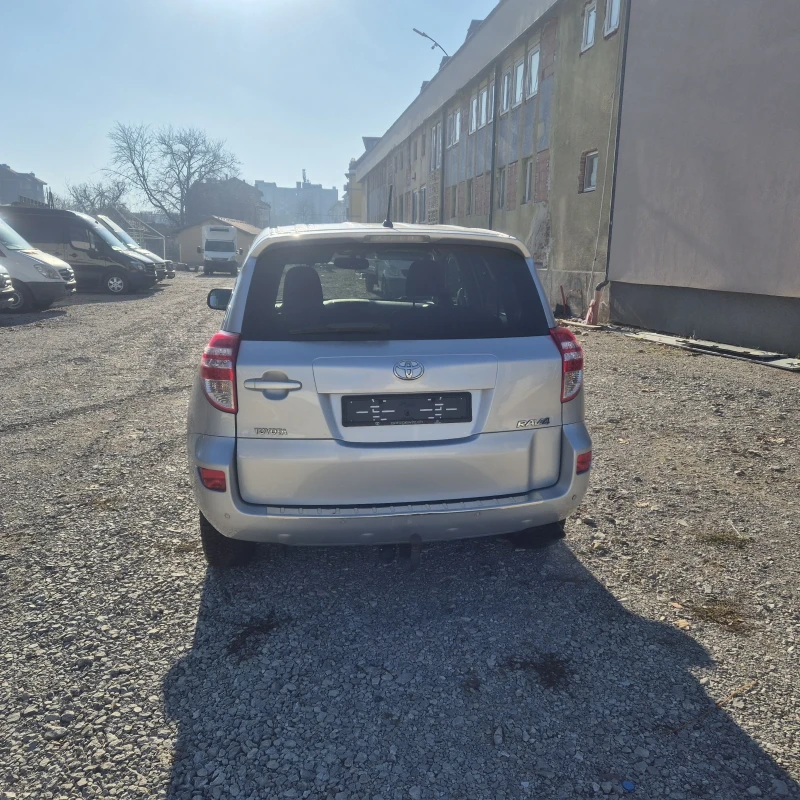 Toyota Rav4 ШВЕЙЦАРИЯ АВТОМАТ, снимка 4 - Автомобили и джипове - 48407584