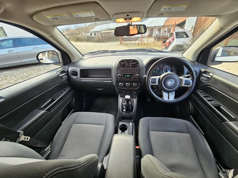 Jeep Compass 2.0i, снимка 11 - Автомобили и джипове - 49193272