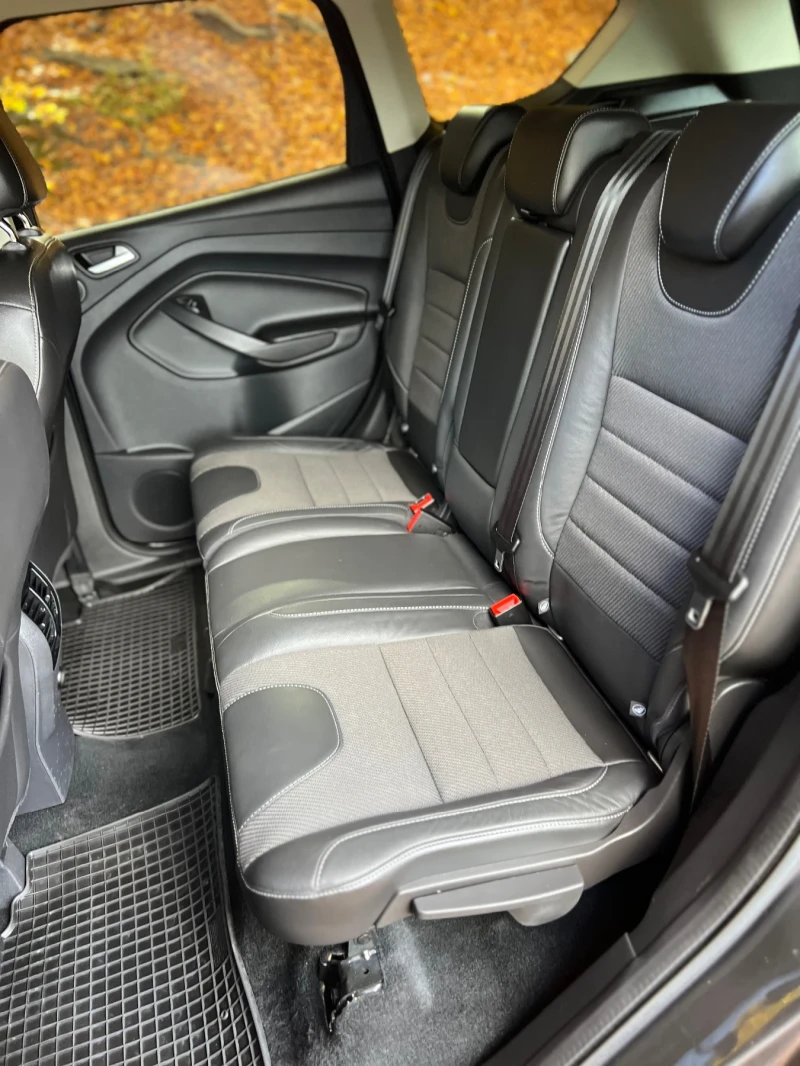 Ford Kuga 2.0 Sport/Camera/Top, снимка 11 - Автомобили и джипове - 52215786