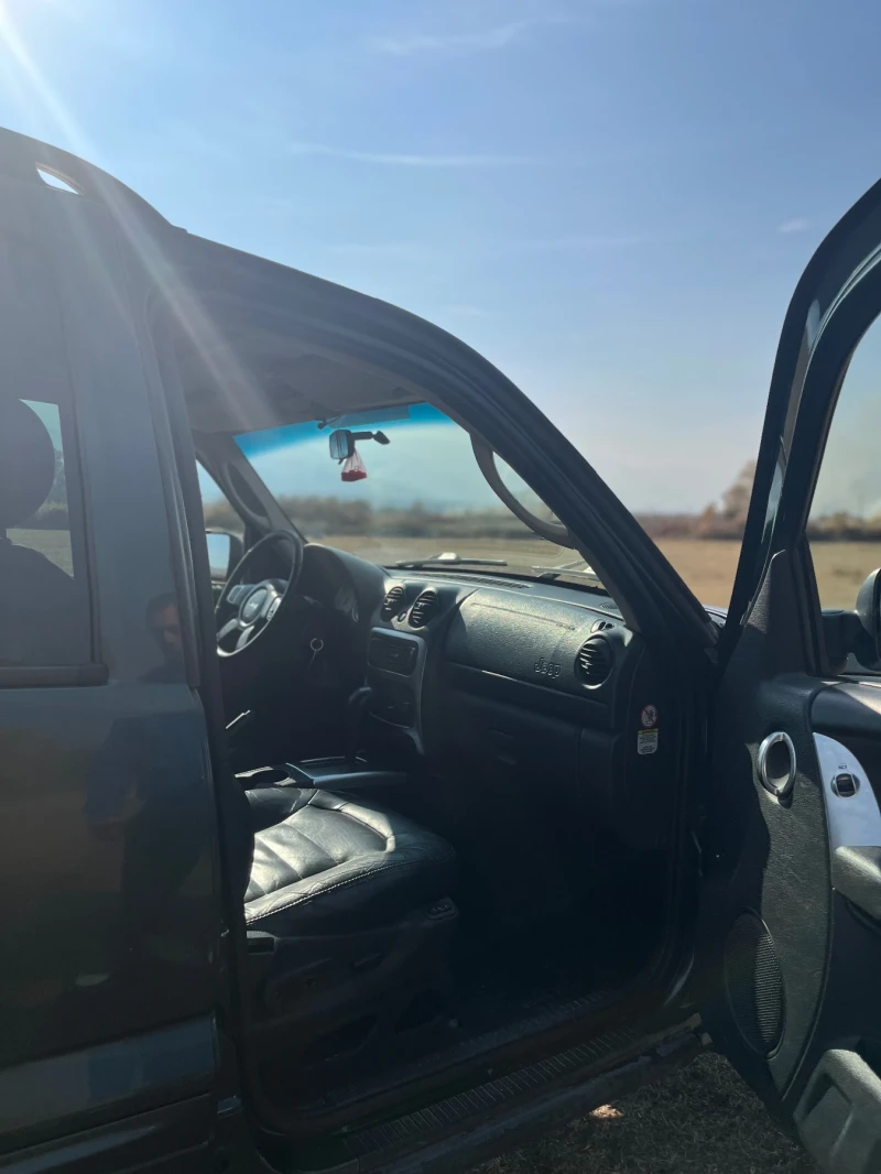 Jeep Cherokee 3.7 LPG, снимка 16 - Автомобили и джипове - 52816256