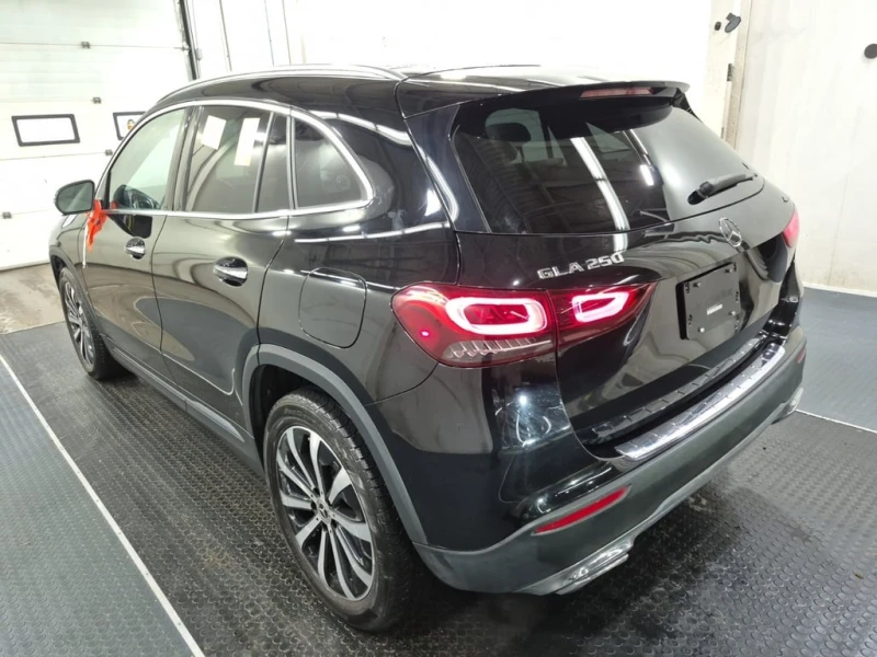 Mercedes-Benz GLA * 250 * CARFAX * ЦЕНА ДО БГ, снимка 6 - Автомобили и джипове - 52877121
