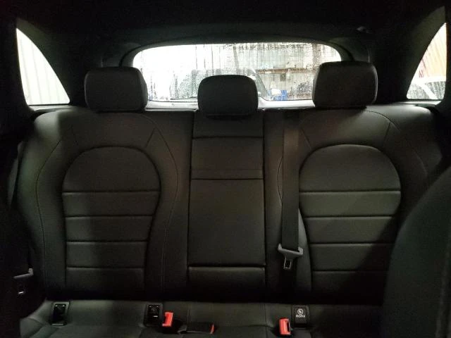 Mercedes-Benz GLC 300 4MATIC, снимка 9 - Автомобили и джипове - 48457762