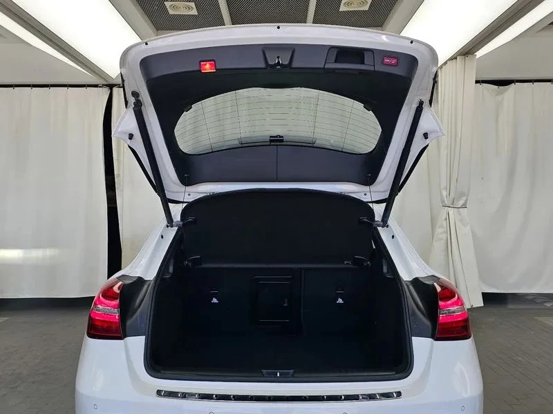 Mercedes-Benz GLA 220, снимка 15 - Автомобили и джипове - 54751821