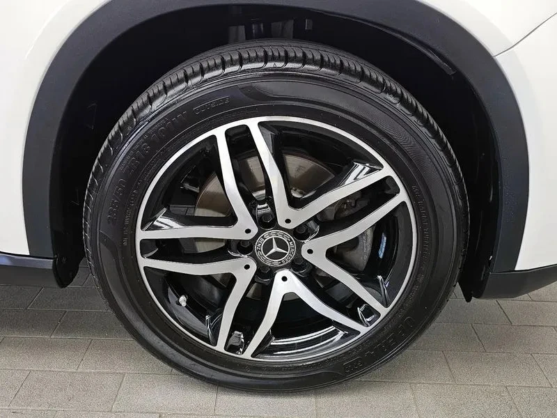 Mercedes-Benz GLA 220, снимка 16 - Автомобили и джипове - 54751821