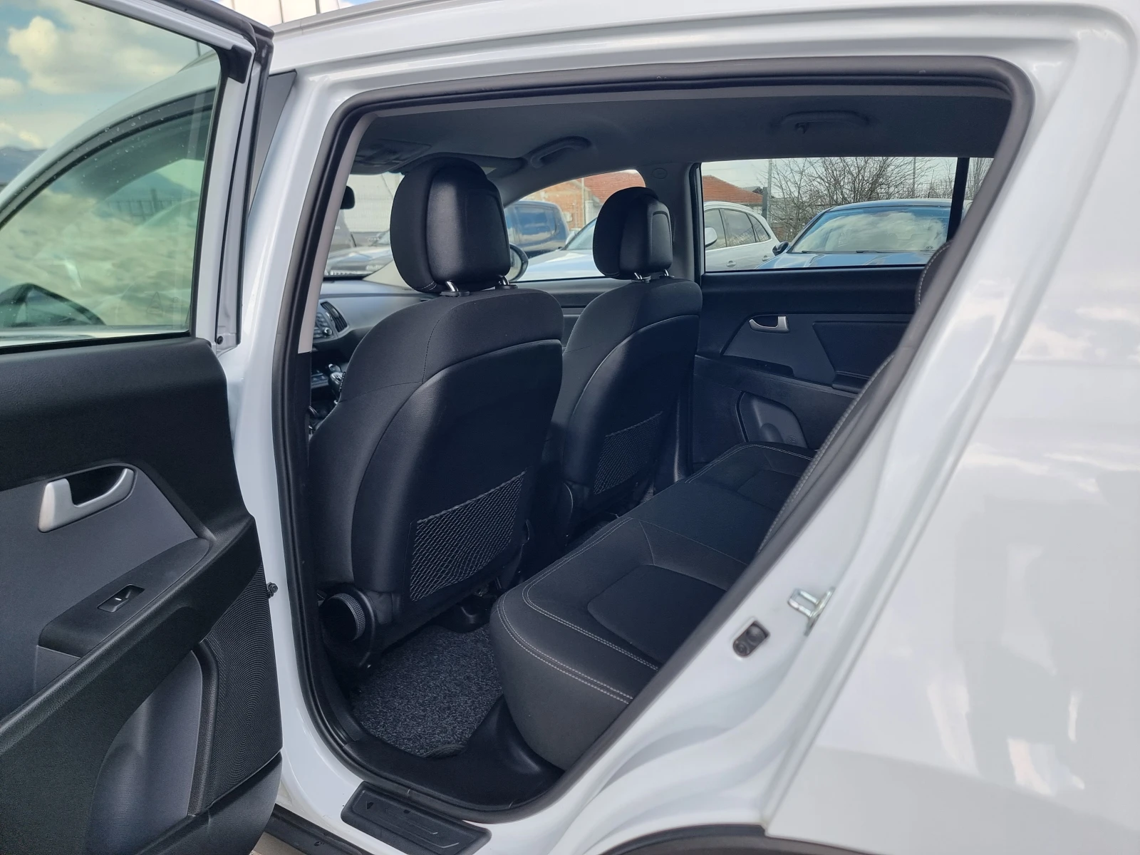 Kia Sportage 2.0CRDI FACE, снимка 11 - Автомобили и джипове - 53198904