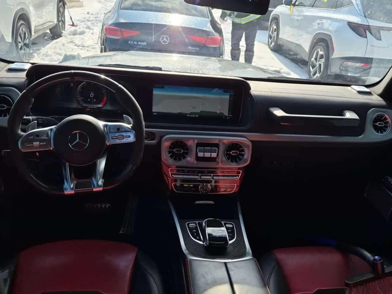 Mercedes-Benz G * AMG 63 * ДИСТРОНИК* ПОДГРЕВИ* ОБДУХВАНЕ* 360КАМЕ - изображение 10