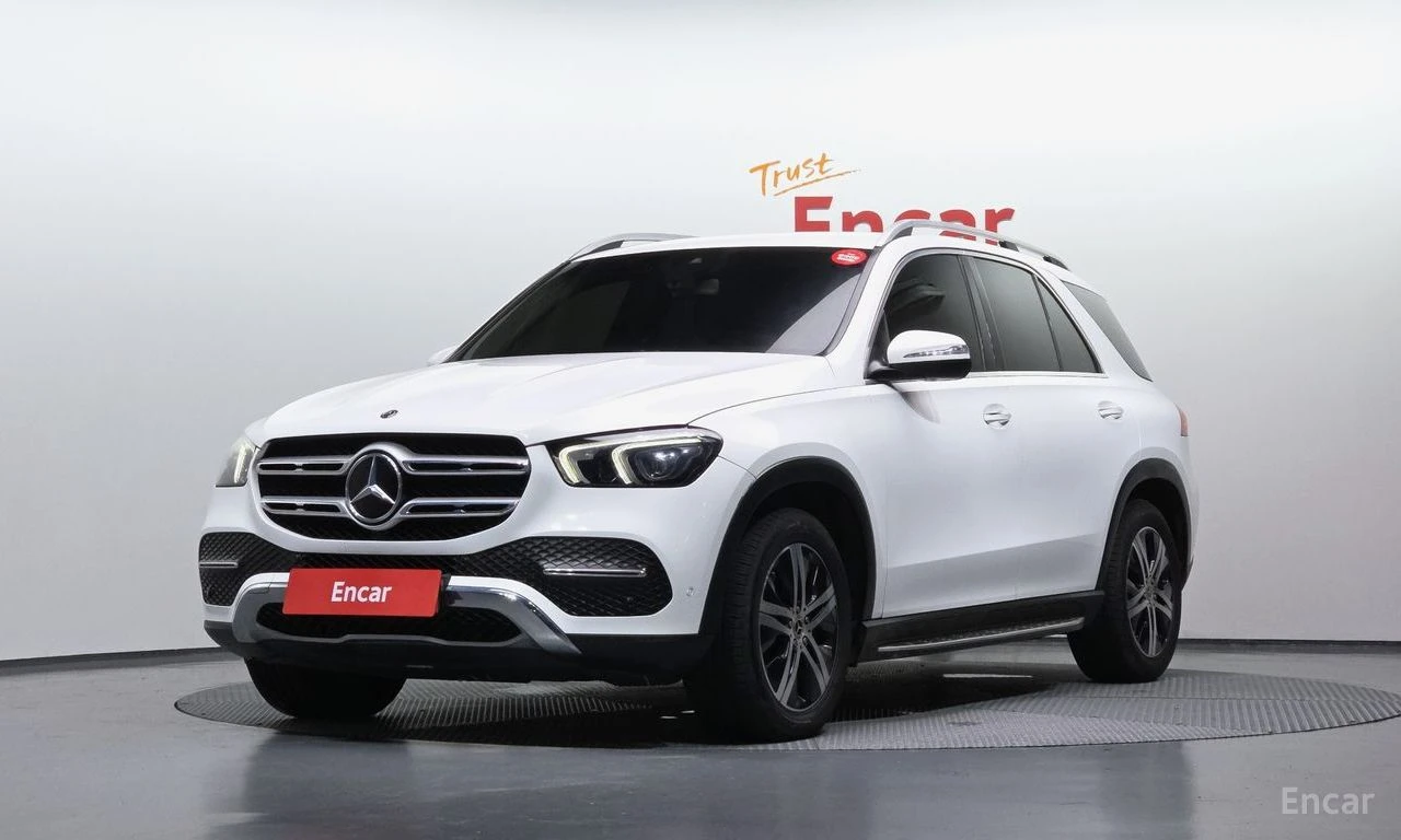 Mercedes-Benz GLE 300 ДИСТРОНИК * ОБДУХВАНЕ * ОПЦИЯ ЗА ФИНАНСИРАНЕ, снимка 2 - Автомобили и джипове - 55269668