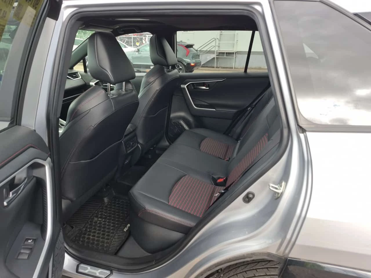 Toyota Rav4 * HYBRID XSE * AWD * CARFAX * , снимка 8 - Автомобили и джипове - 55543982