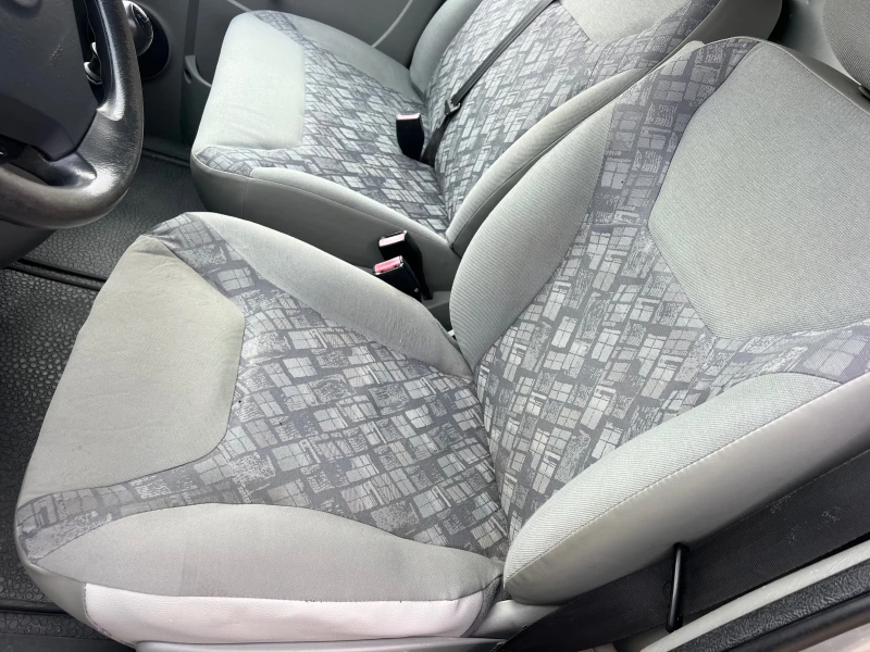 Opel Vivaro 1.9CDTI TOVAREN/NAVI/KLIMATIK/6sk/UNIKAT, снимка 11 - Бусове и автобуси - 53268784