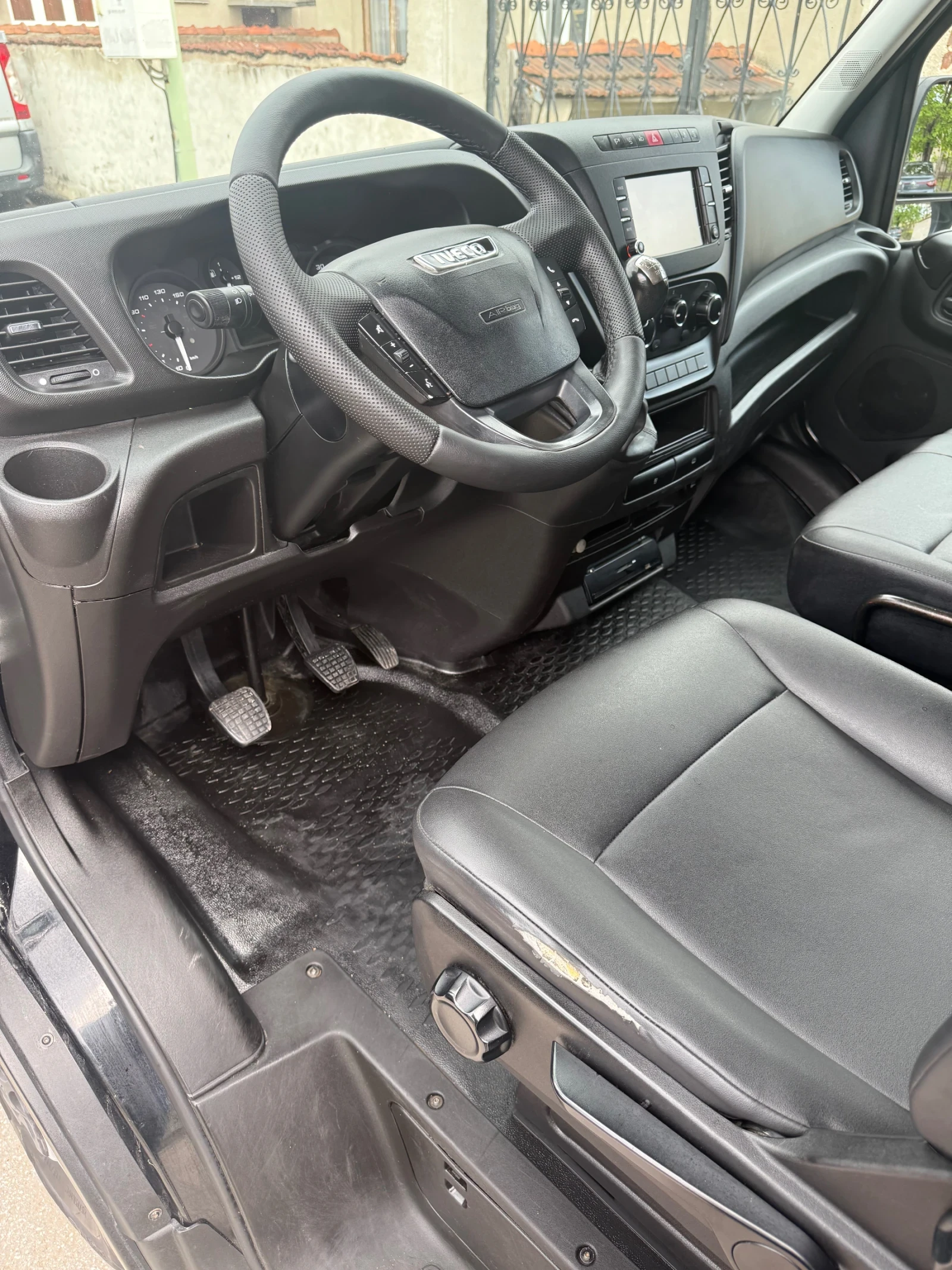 Iveco Daily 35-130 - изображение 7