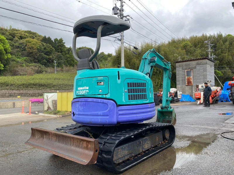 Багер Komatsu PC30FR-1, снимка 4 - Индустриална техника - 47349686