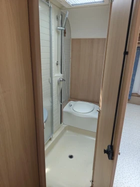 Каравана Burstner Averso fifty 465, снимка 13